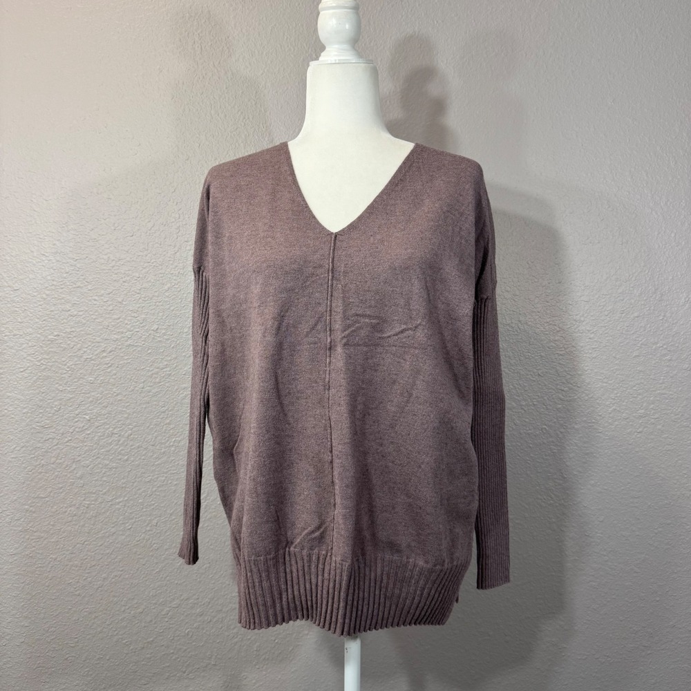 Evereve Everly Size S Mauve Long Sleeve V-Neck Ribbed Knit Oversized Sweater